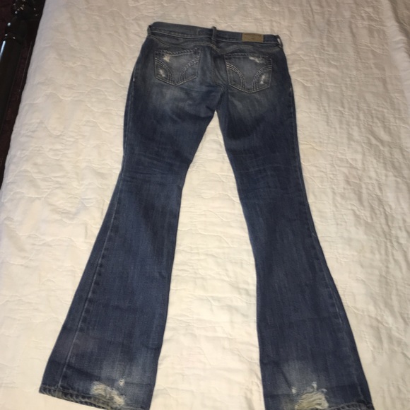 Hollister distressed jeans - Picture 2 of 3