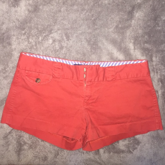SHORT-SHORTS