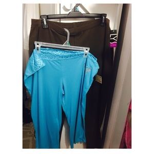 Leggings and yoga pants 😩💕