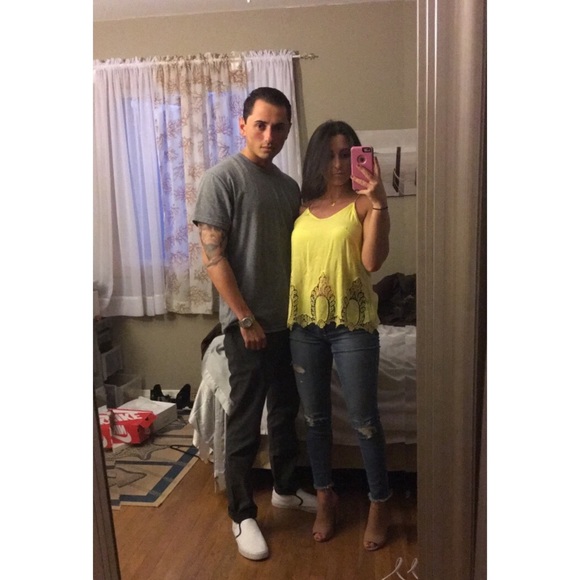 Meet your Posher, Samantha - Picture 2 of 3