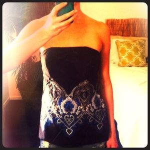 Strapless bandana print top
