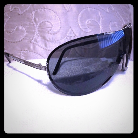 Valentino Accessories - BN VALENTINO FOLDING SWAROVSKI CRYSTAL SUNGLASSES