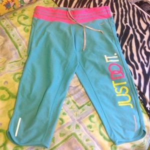 Nike Capri workout pants