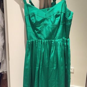 Amanda uprichard green silk dress