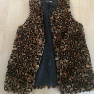 Leopard open front vest
