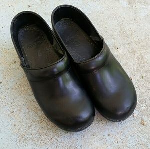 **sold** Black Dansko clogs, size 40