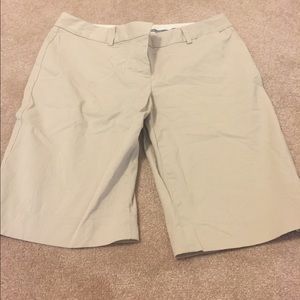 Express editor Bermuda shorts