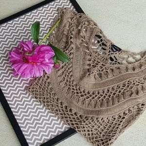 °•SALE! Beautiful Crochet, open weave summer tee
