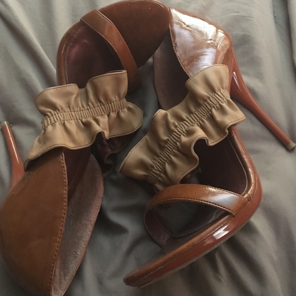 Wondergirls Shoes - Wondergirls Heels Size 8.5