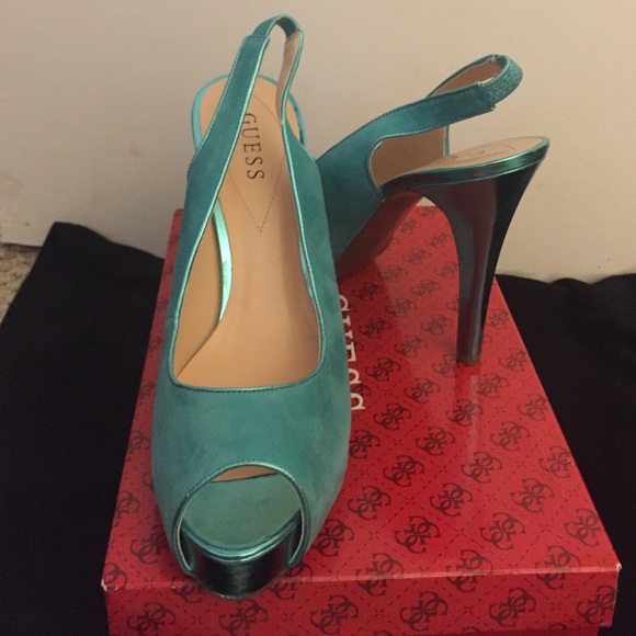 Shoes - Picture 3 of 3