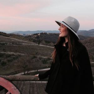 Meet your Posher, Madi