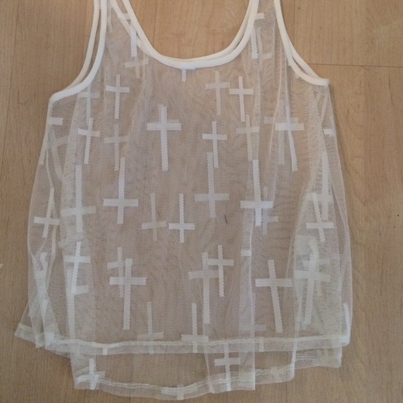 Cute top with crosses great for layering