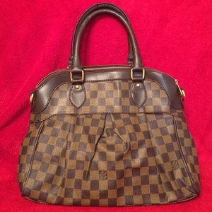 Louis Vuitton Damier