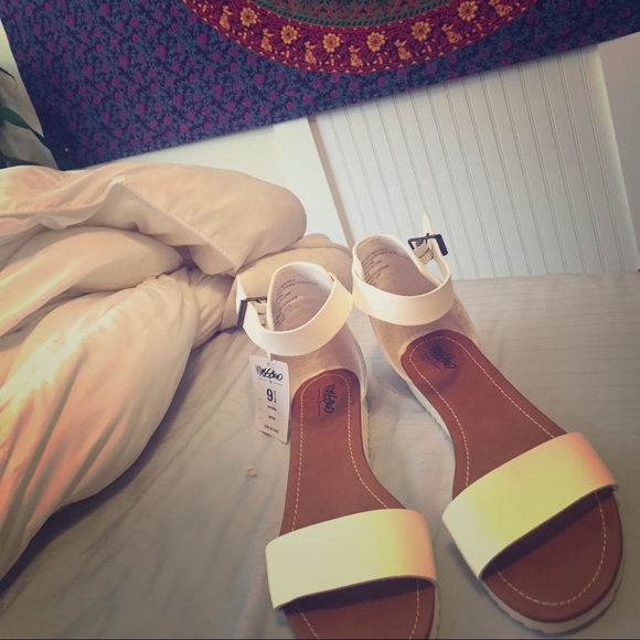 PRICE REDUCTION Sandals