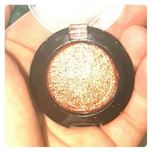 Beautiful handmade all natural organic eyeshadow