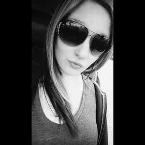 Meet your Posher, Kabra