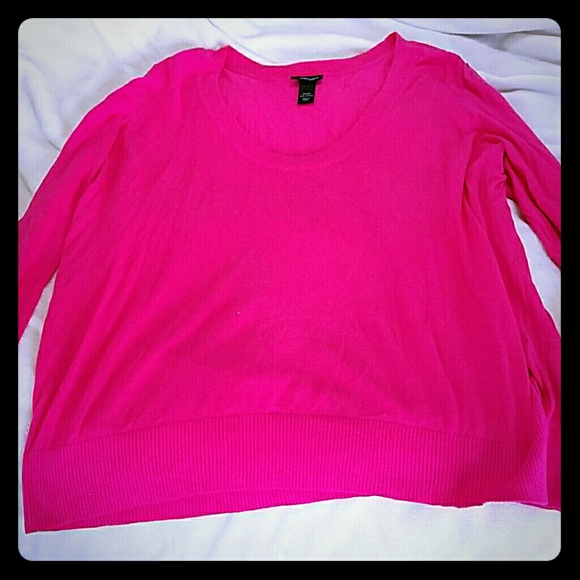 Pink sweater - Picture 1 of 2