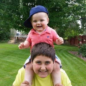 Meet your Posher, Angela