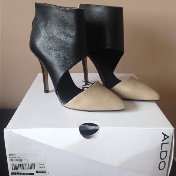 Brand New Aldo Black and Tan High Heels in size 8
