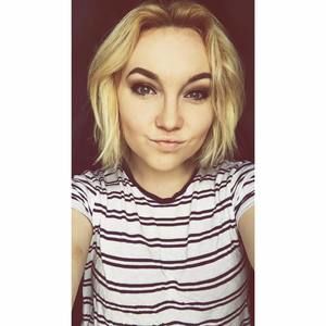 Meet your Posher, Chloé