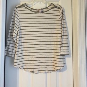 Striped 3/4 sleeve top