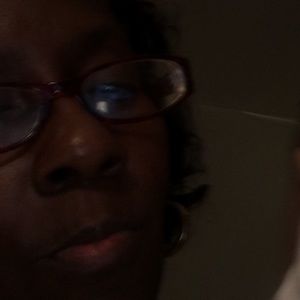 Meet your Posher, Denise