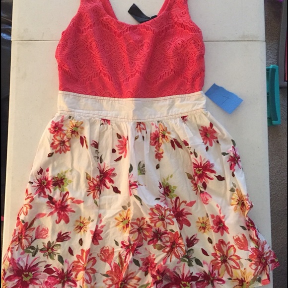 Spaghetti strap dress with flowers