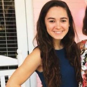 Meet your Posher, Alexandra