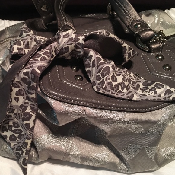 Authentic Coach Purse - Picture 2 of 4