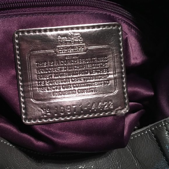 Authentic Coach Purse - Picture 4 of 4