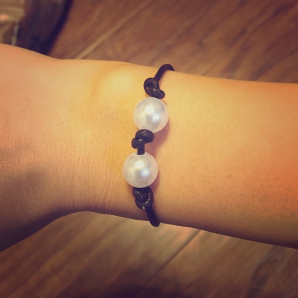 Leather pear bracelet