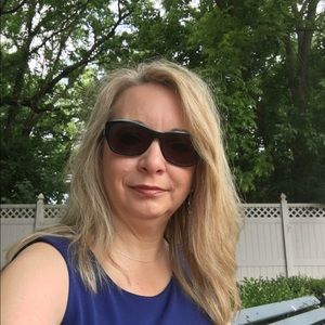 Meet your Posher, Carol