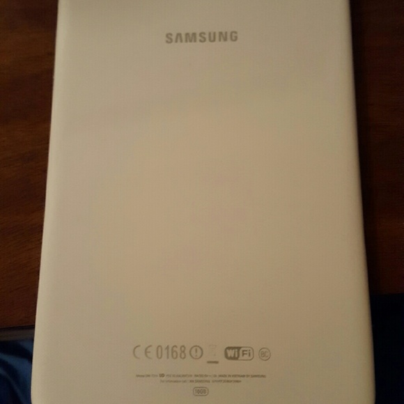 Samsung Galaxy tab 3 - Picture 2 of 2