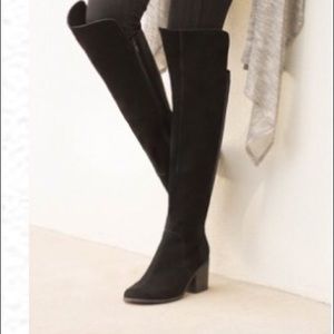 Joyfolie Beautiful real leather knee high boots.