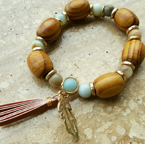 Leaf boho wood fringe - Picture 4 of 5