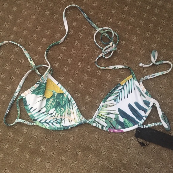 ❌TRADED ❌Hanalei top in Bali