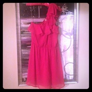 Hot pink party dress!