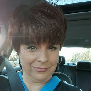 Meet your Posher, Lori