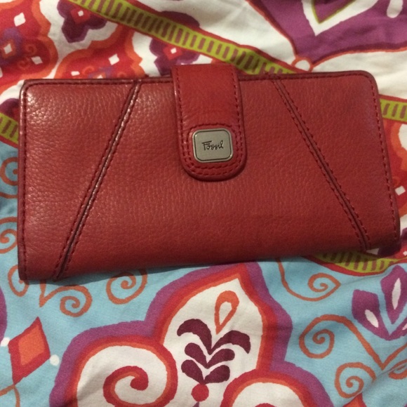 Red Fossil wallet❤️