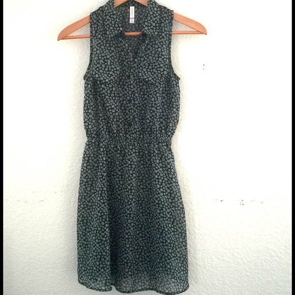 Xhilaration Dresses & Skirts - Xhilaration Sleeveless Casual Dress, juniors