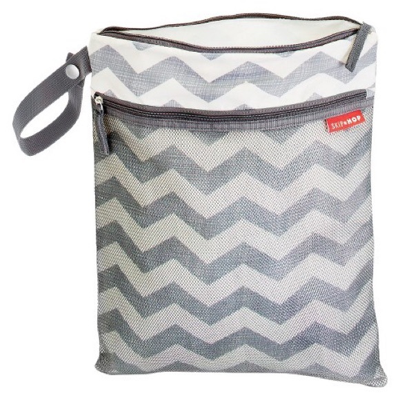 NWOT Skip Hop Grab and Go Wet/dry Bag
