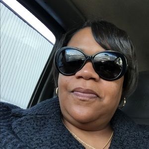 Meet your Posher, Camille