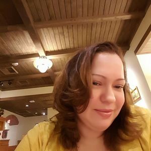 Meet your Posher, Amarilis