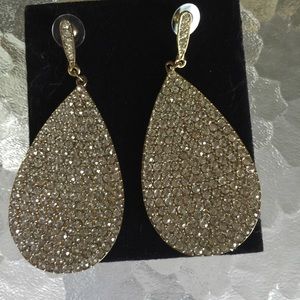 Goldtone LARGE TEARDROP EARRINGS w/CLEAR CRYSTALS