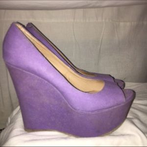 Steve Madden Purple pumps