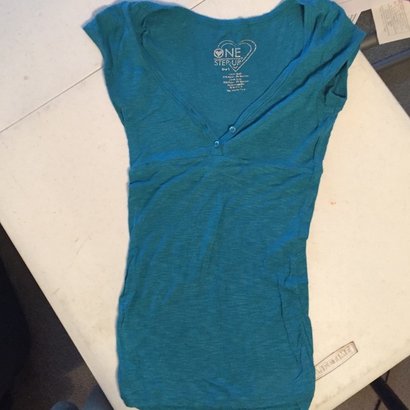 Blue short sleeve shirt