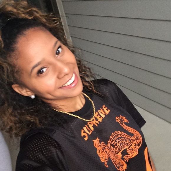 Meet your Posher, Leah