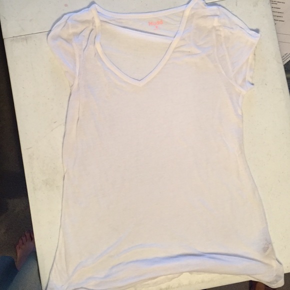 White t-shirt