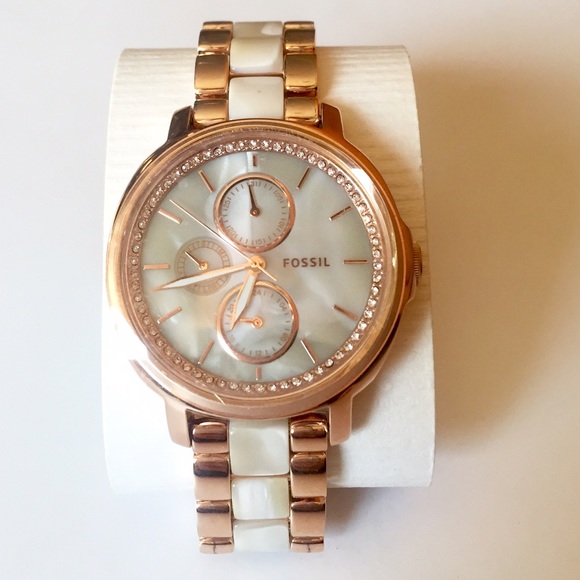 Fossil Accessories - Fossil Rose Gold Chelsey Watch
