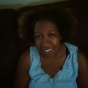 Meet your Posher, Charmica